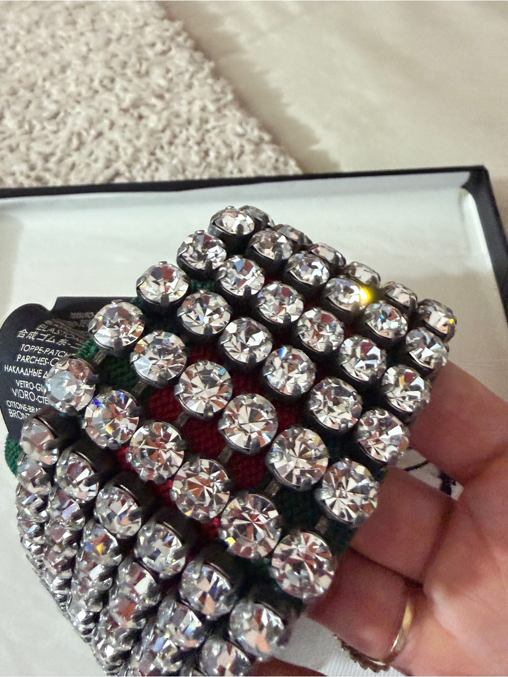 Gucci Crystal-Embellished Wide HEADBAND - Picture 7 of 9